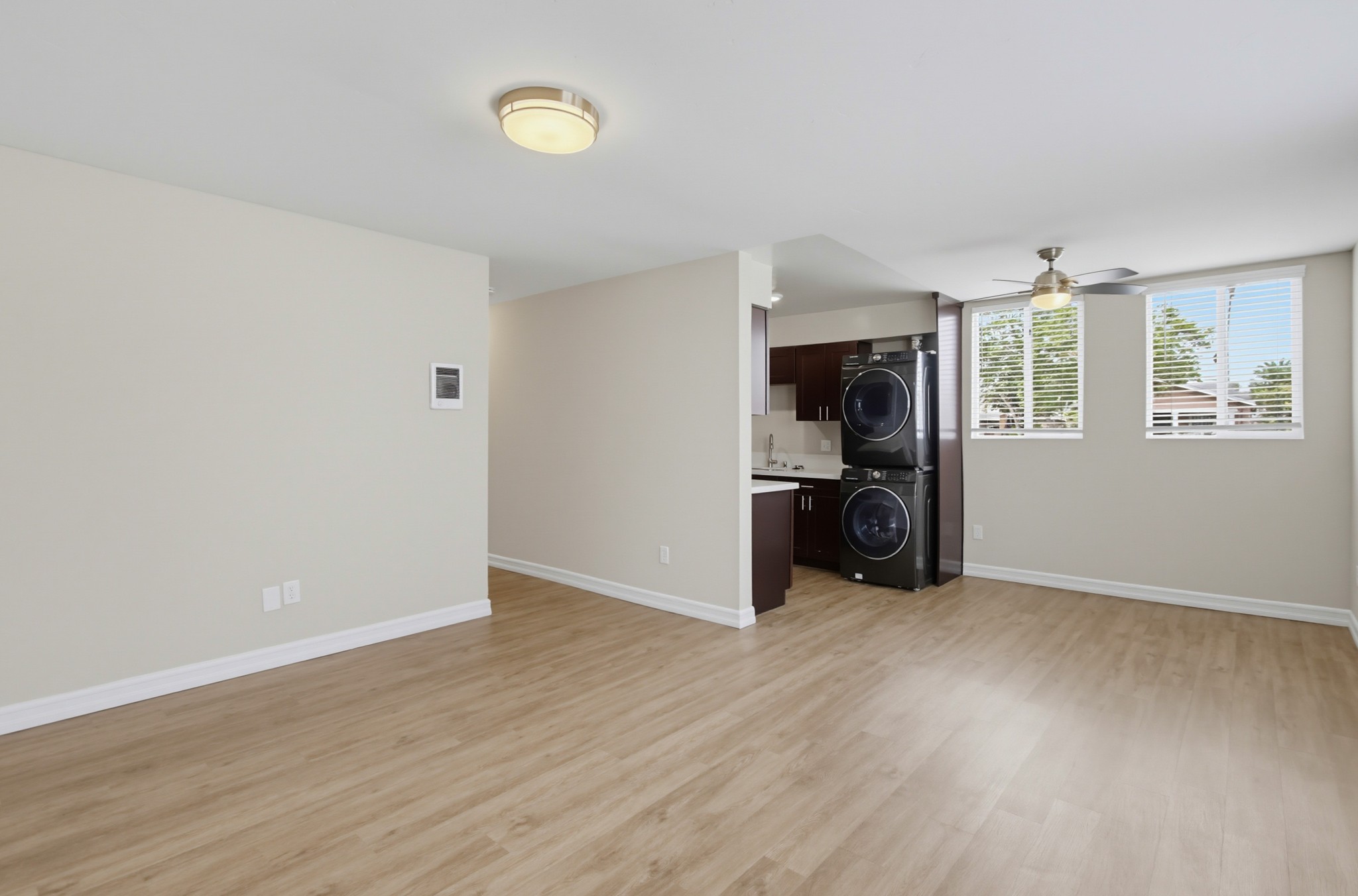 Virtual tour photo 14 of 71 for 3423 Marlborough Ave