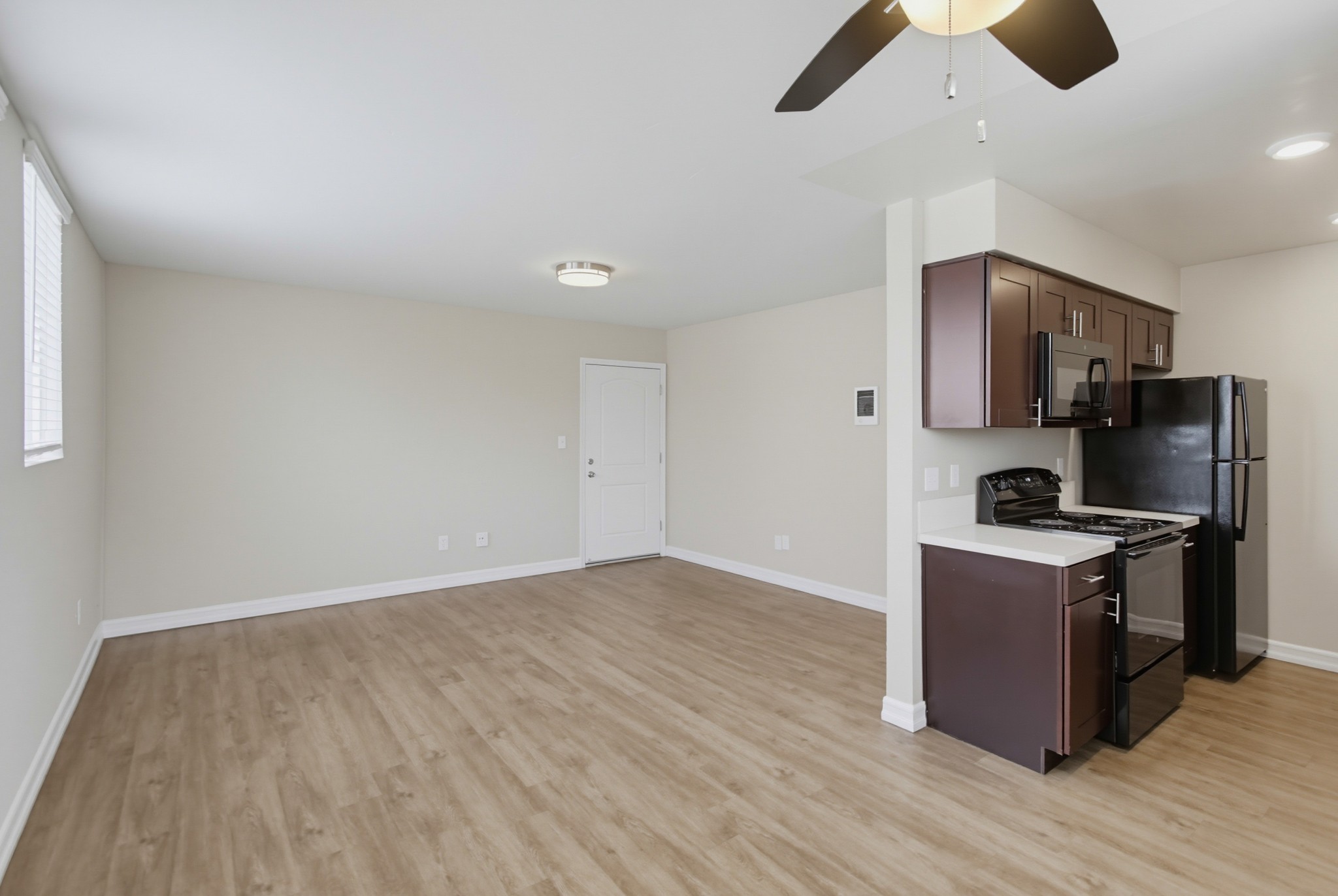 Virtual tour photo 15 of 71 for 3423 Marlborough Ave