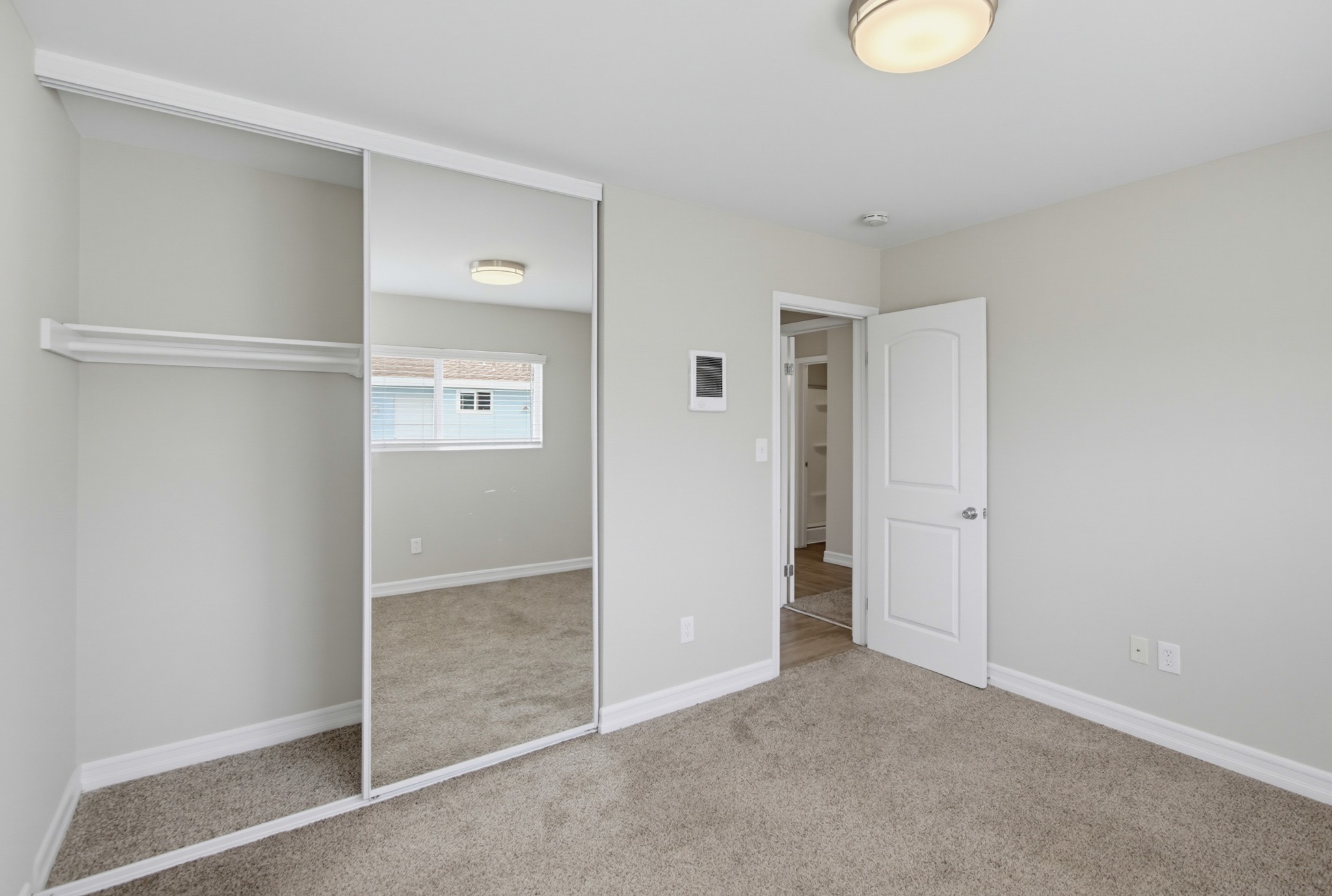 Virtual tour photo 23 of 71 for 3423 Marlborough Ave
