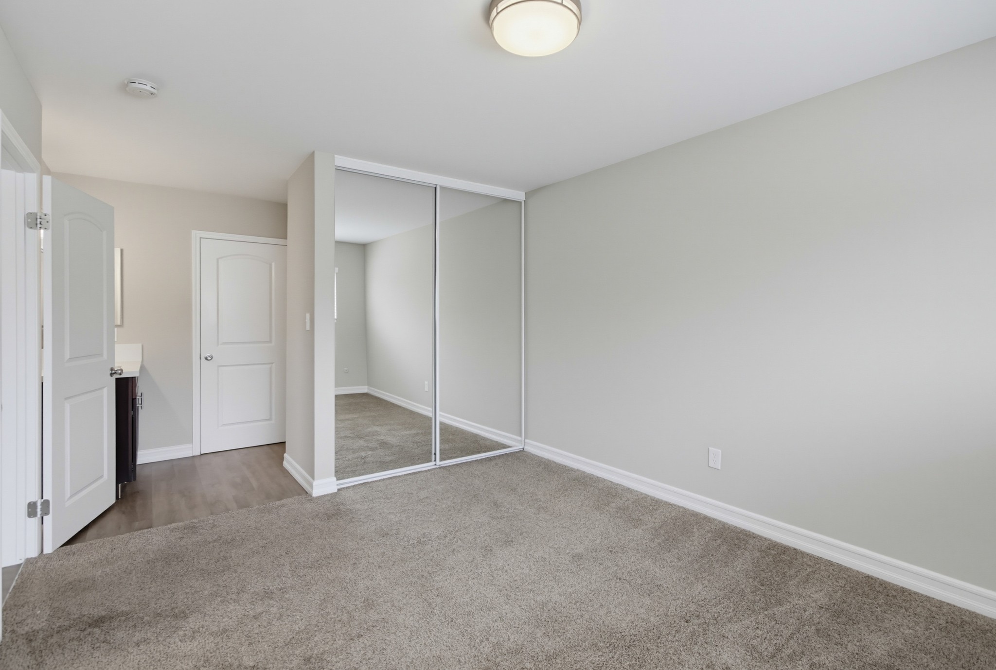 Virtual tour photo 27 of 71 for 3423 Marlborough Ave