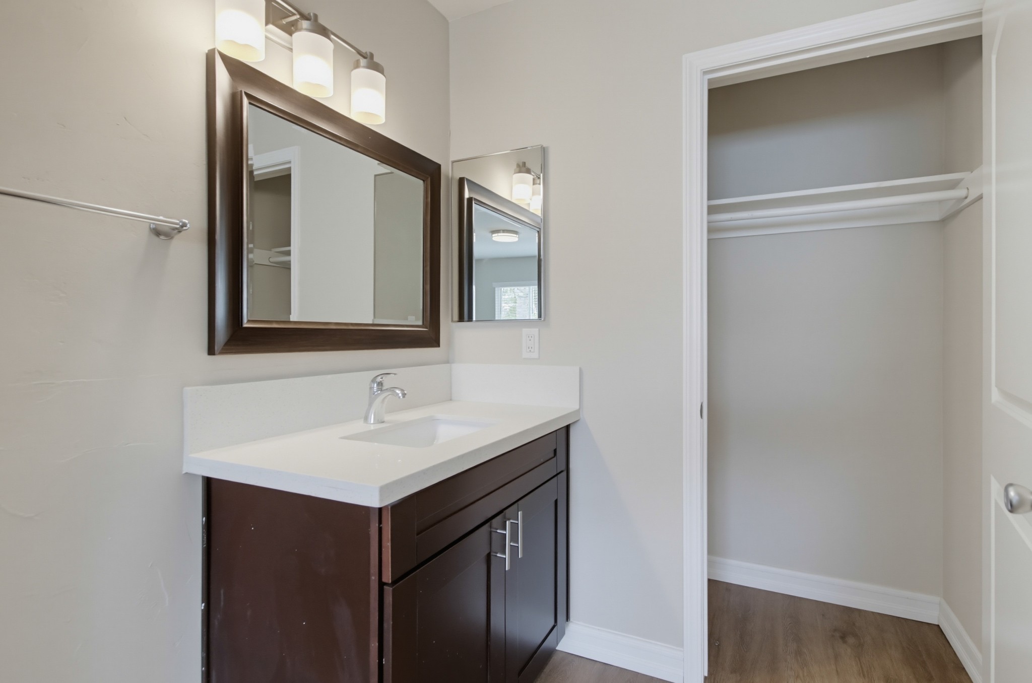 Virtual tour photo 28 of 71 for 3423 Marlborough Ave