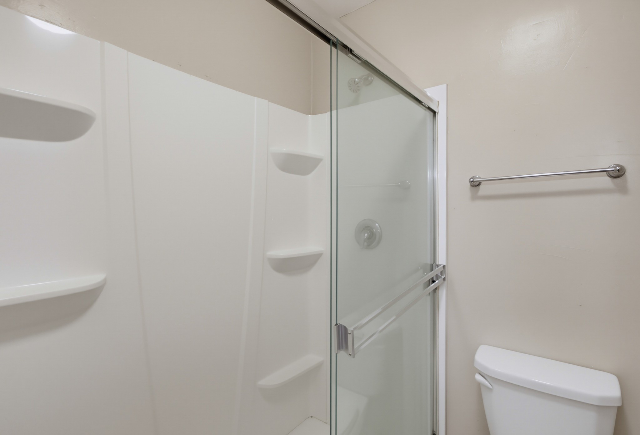 Virtual tour photo 29 of 71 for 3423 Marlborough Ave