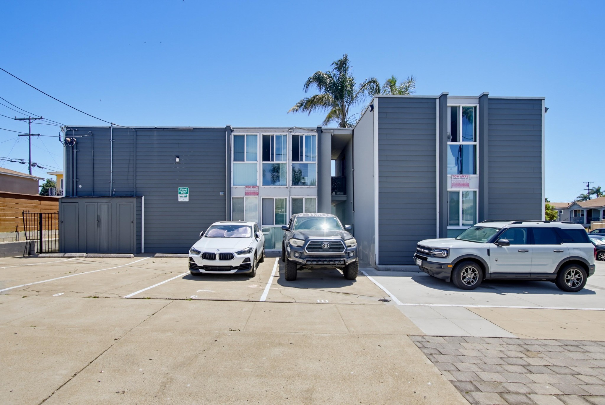 Virtual tour photo 64 of 71 for 3423 Marlborough Ave