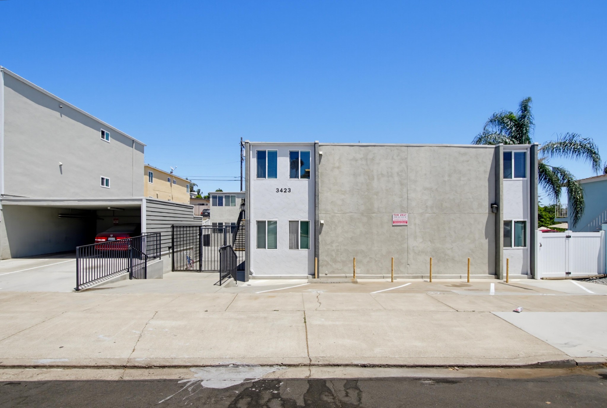 Virtual tour photo 70 of 71 for 3423 Marlborough Ave