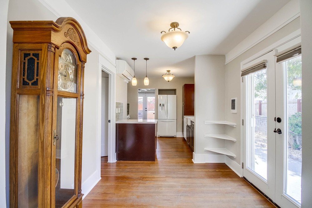 Virtual tour photo 14 of 46 for 3423 Monroe Ave