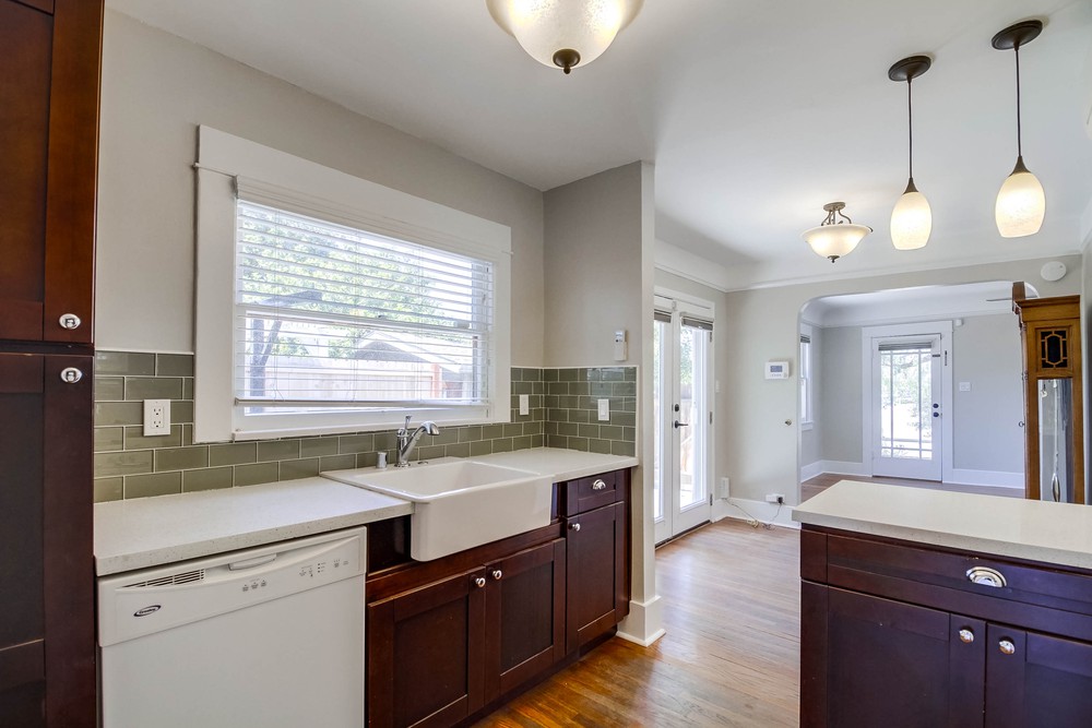 Virtual tour photo 21 of 46 for 3423 Monroe Ave