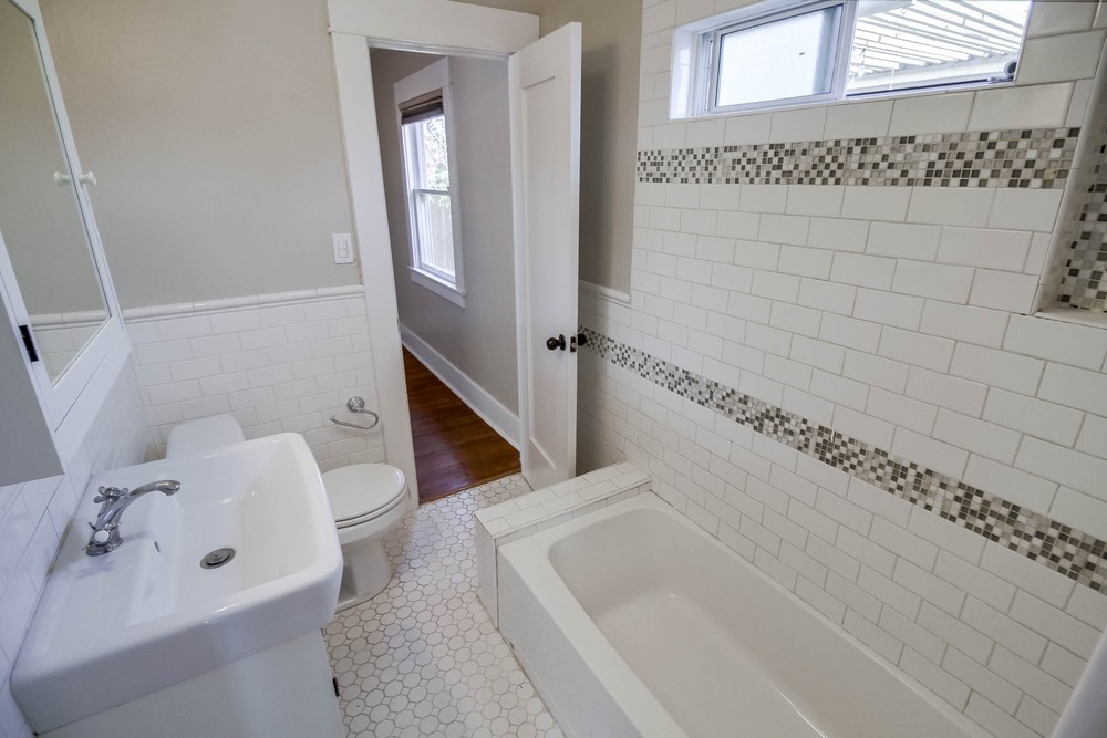Virtual tour photo 29 of 46 for 3423 Monroe Ave
