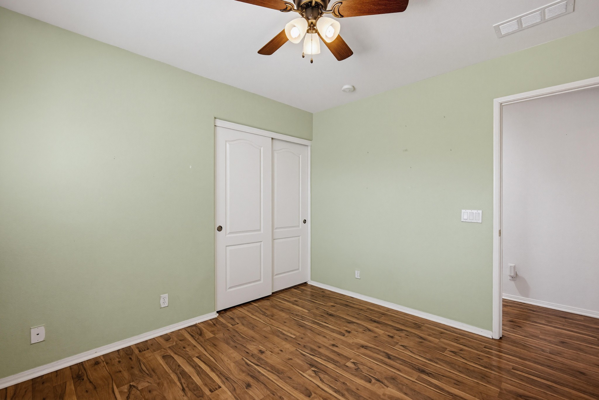 Virtual tour photo 26 of 44 for 3424 Cromwell Ct