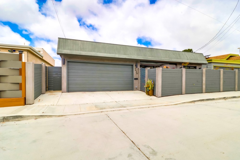 Virtual tour photo 1 of 57 for 3424 Hawk St