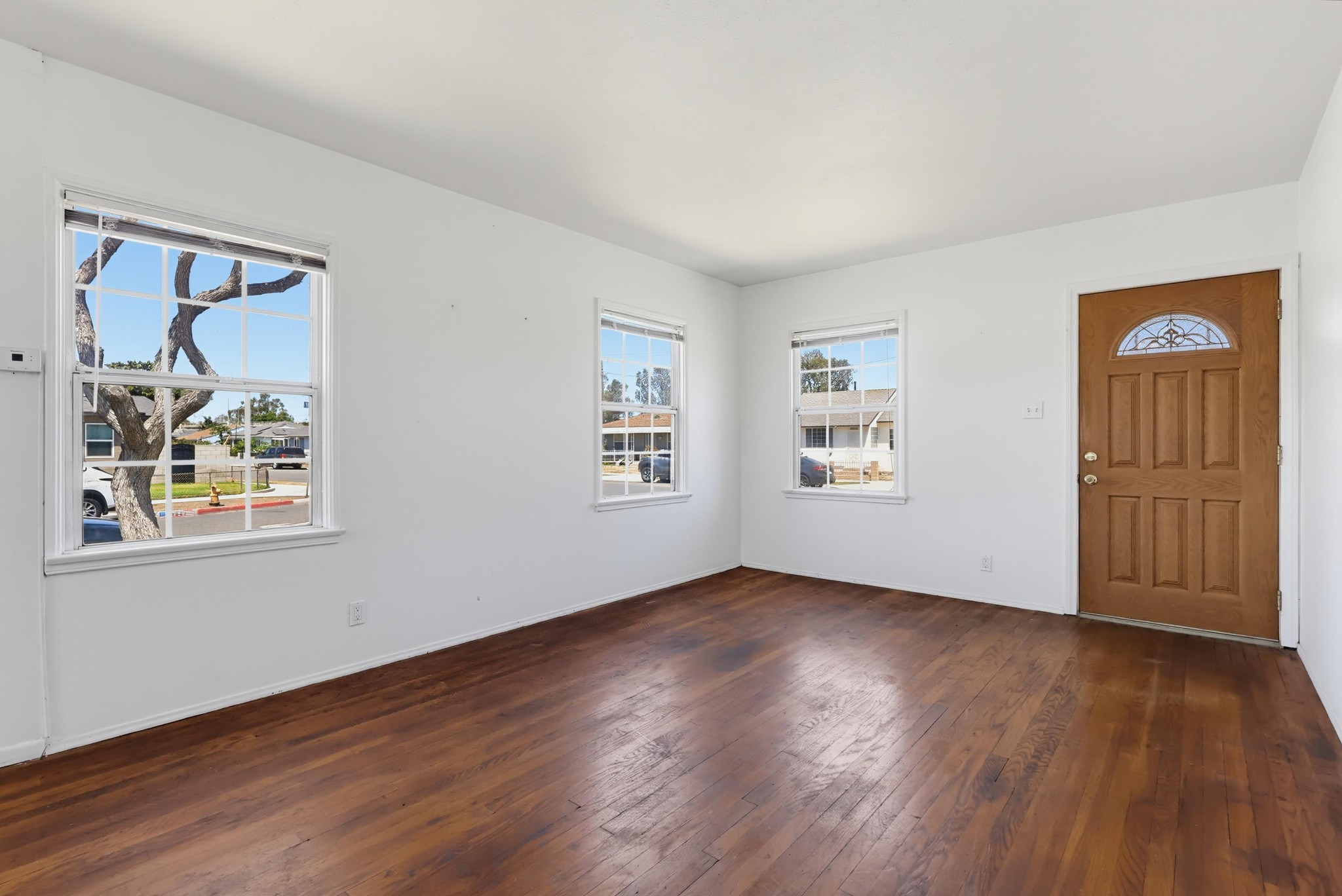 Virtual tour photo 9 of 62 for 3425 Gale Ave