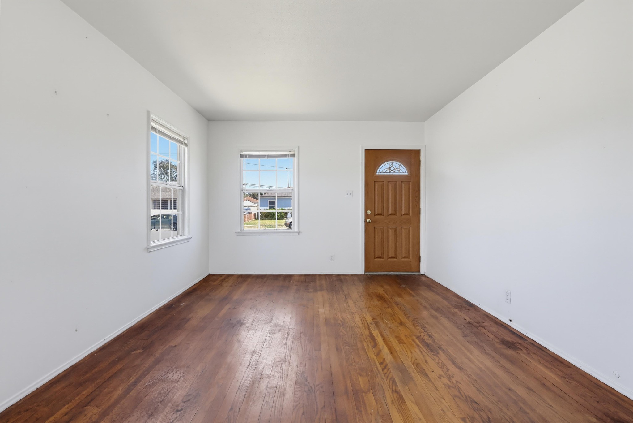 Virtual tour photo 10 of 62 for 3425 Gale Ave