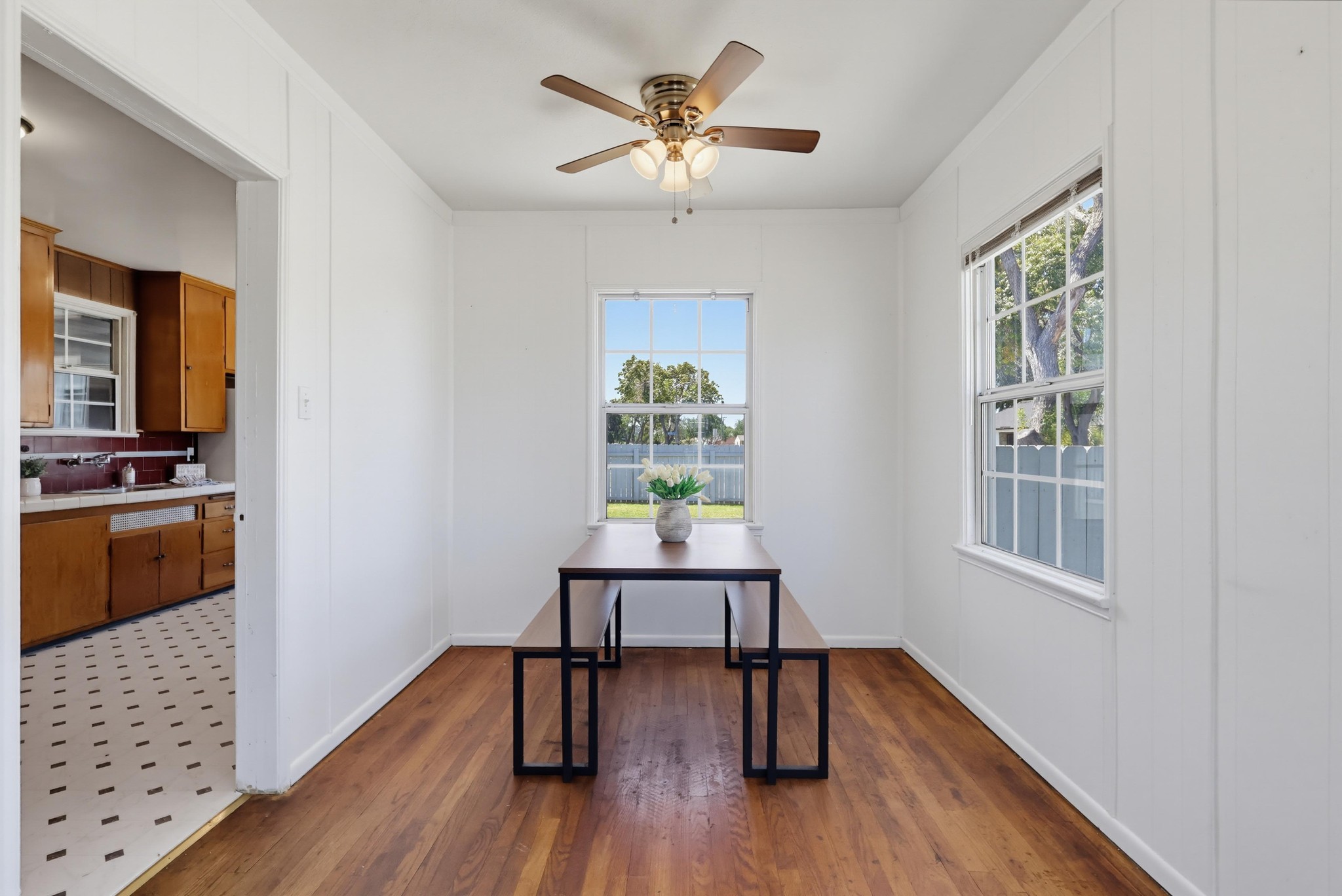 Virtual tour photo 12 of 62 for 3425 Gale Ave