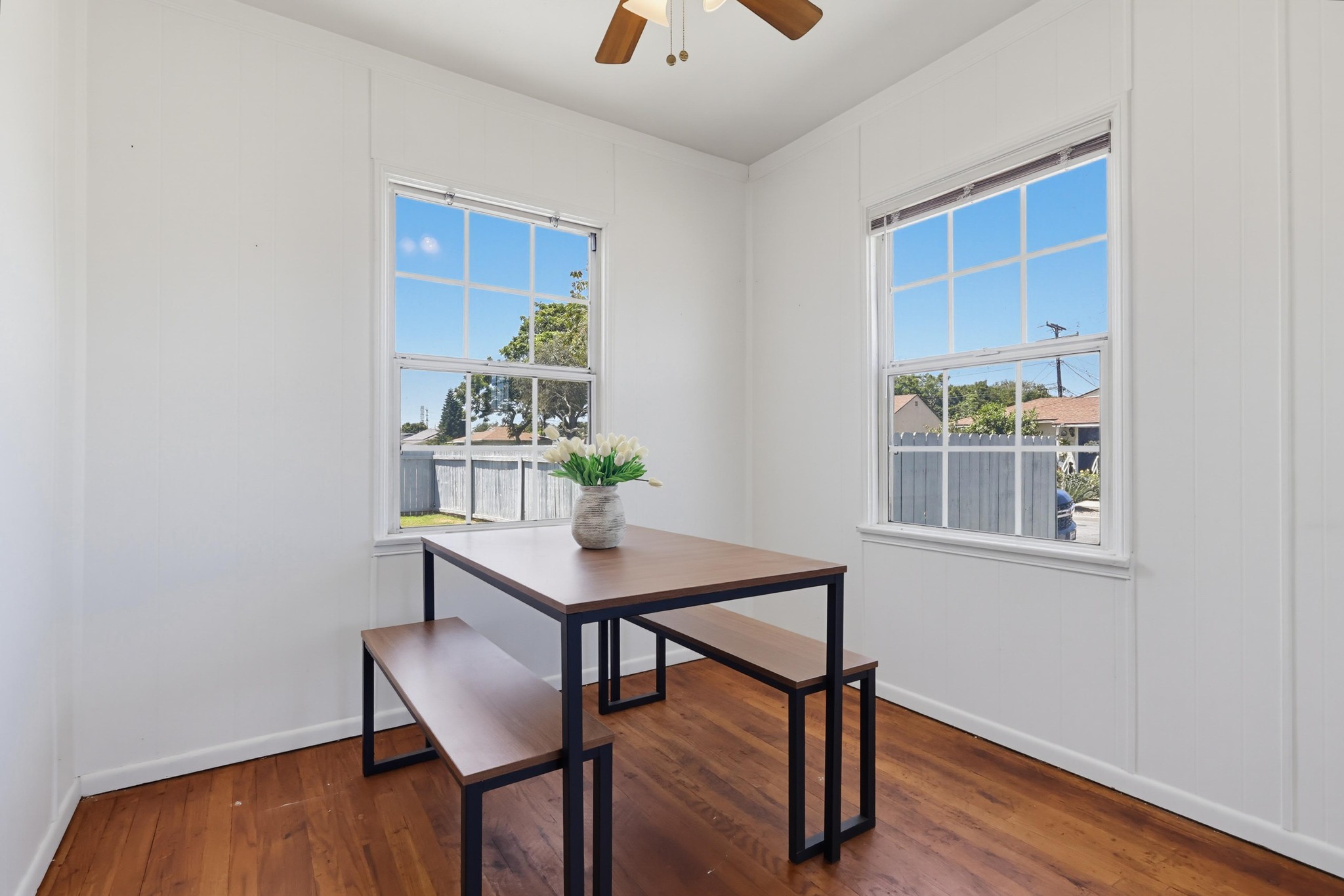 Virtual tour photo 14 of 62 for 3425 Gale Ave