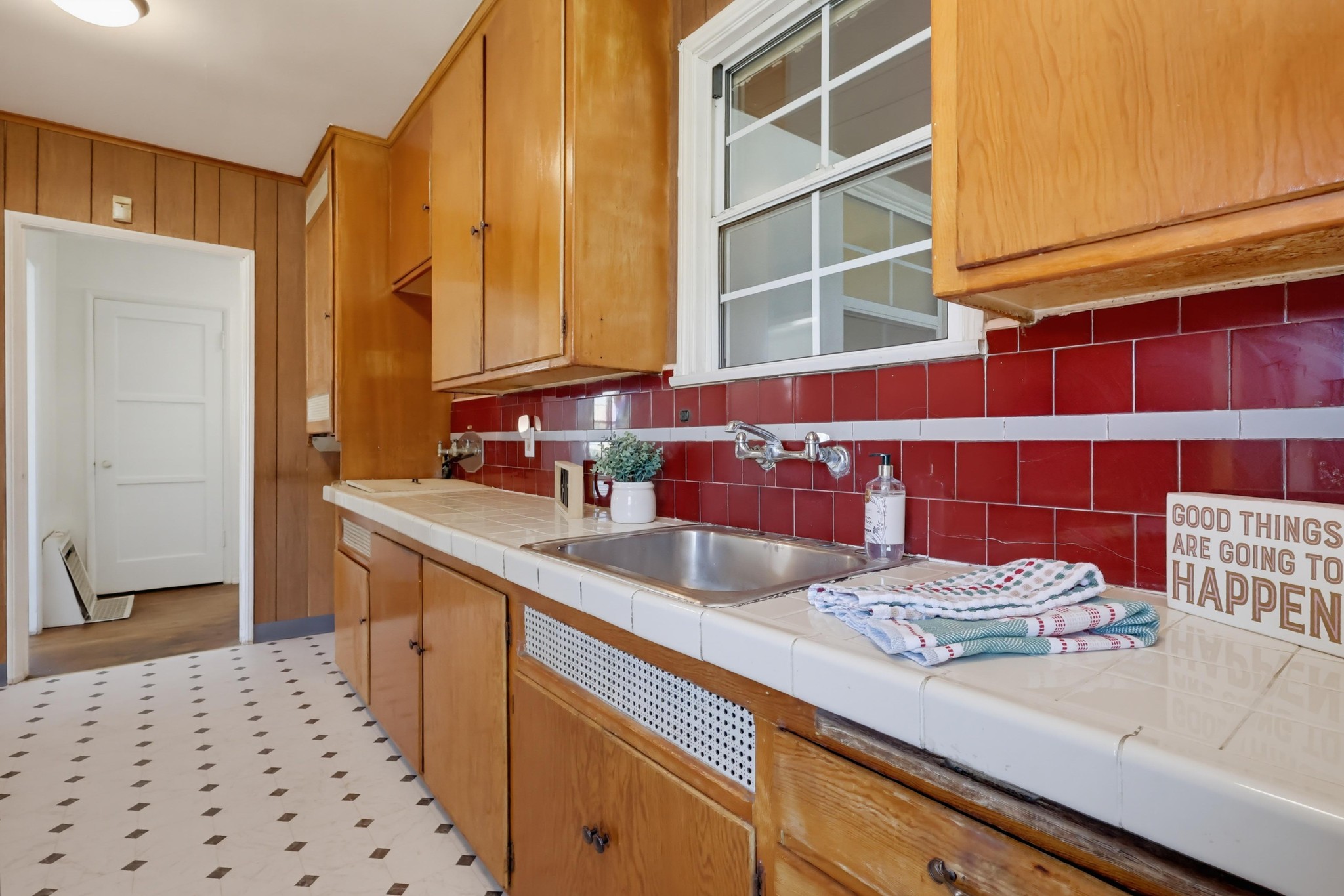 Virtual tour photo 24 of 62 for 3425 Gale Ave