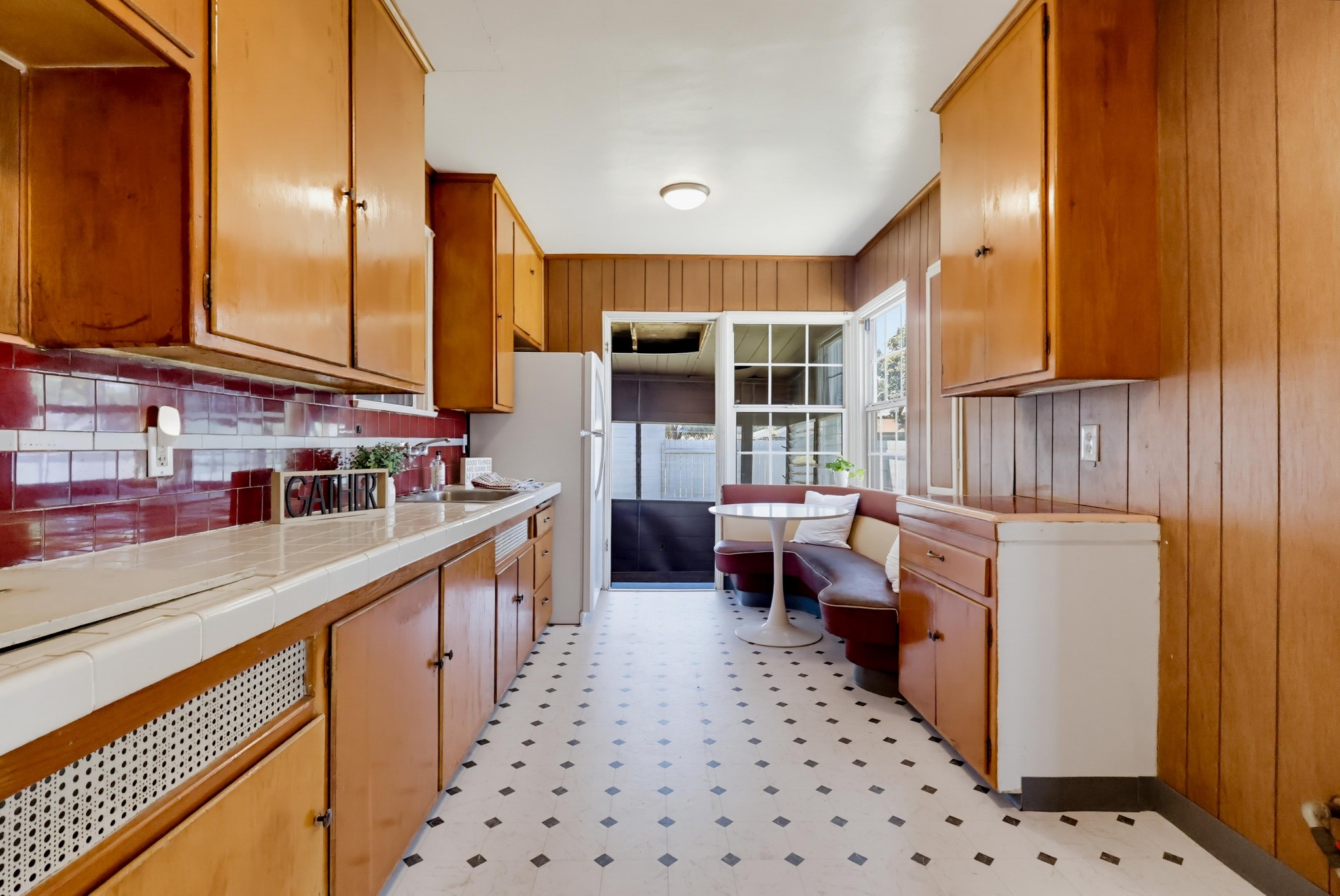 Virtual tour photo 25 of 62 for 3425 Gale Ave