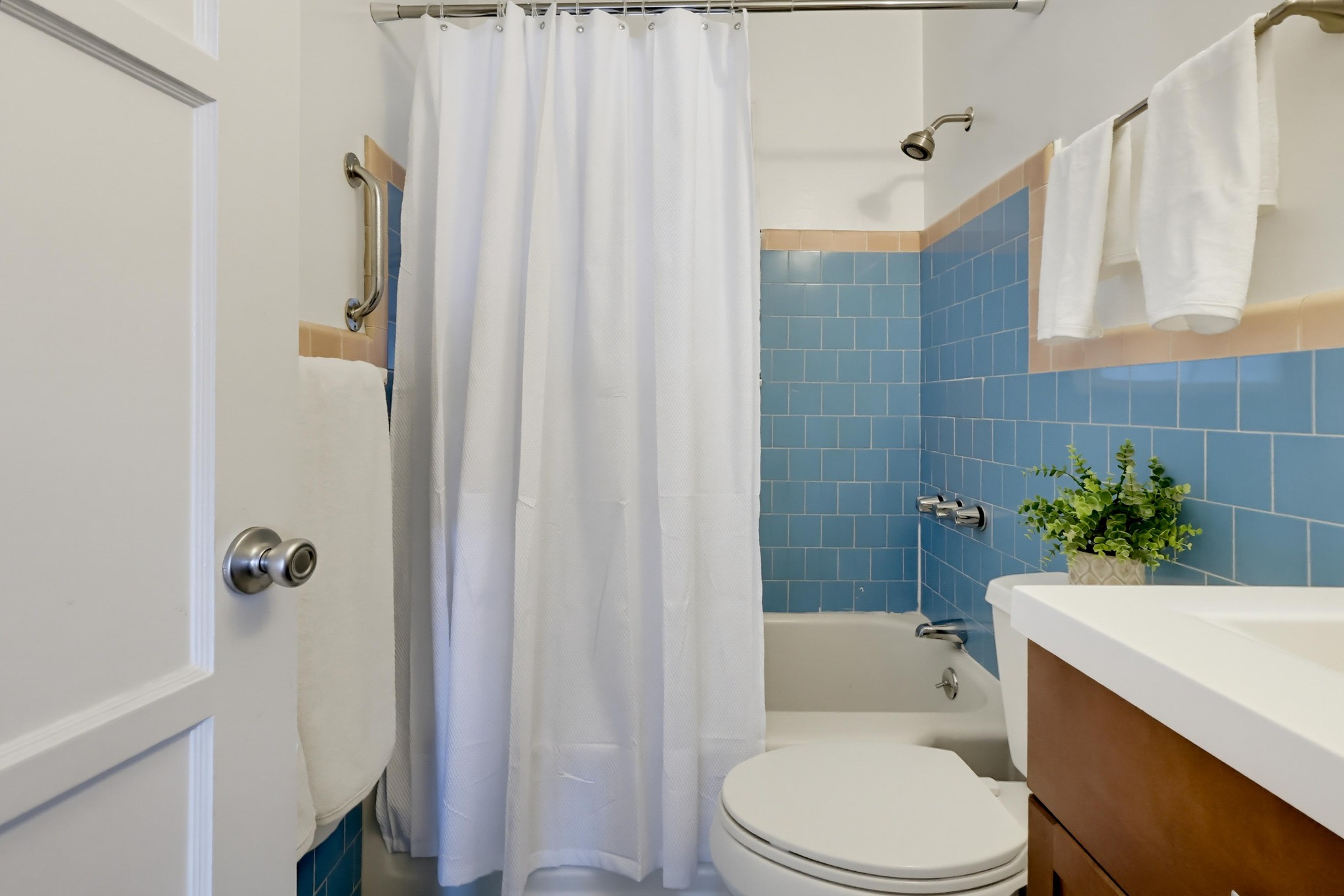 Virtual tour photo 30 of 62 for 3425 Gale Ave
