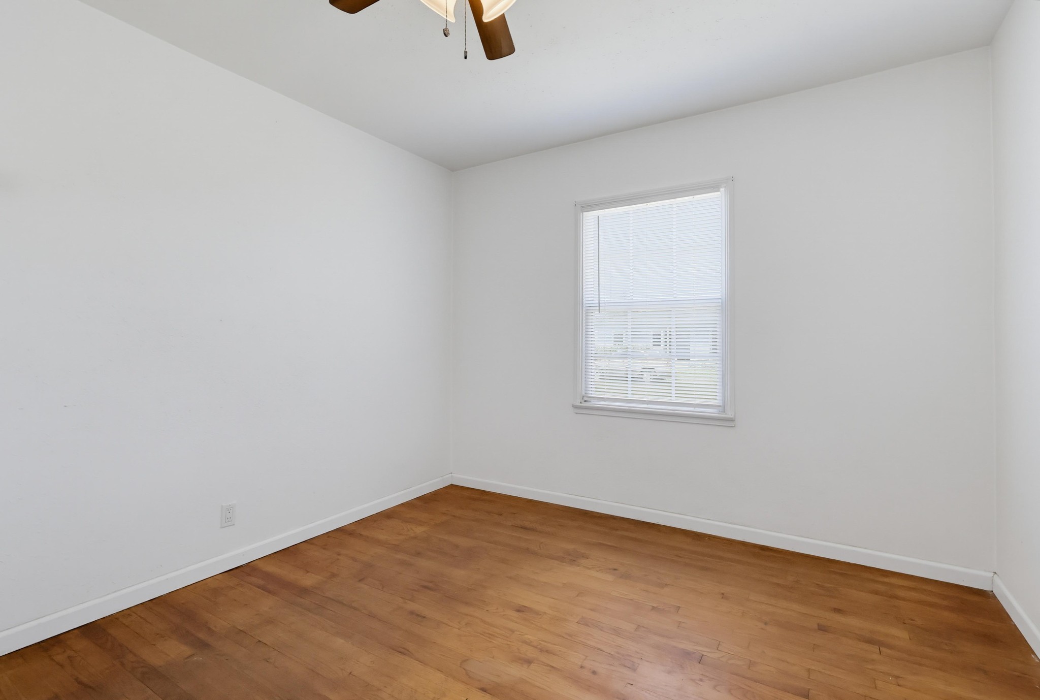 Virtual tour photo 36 of 62 for 3425 Gale Ave