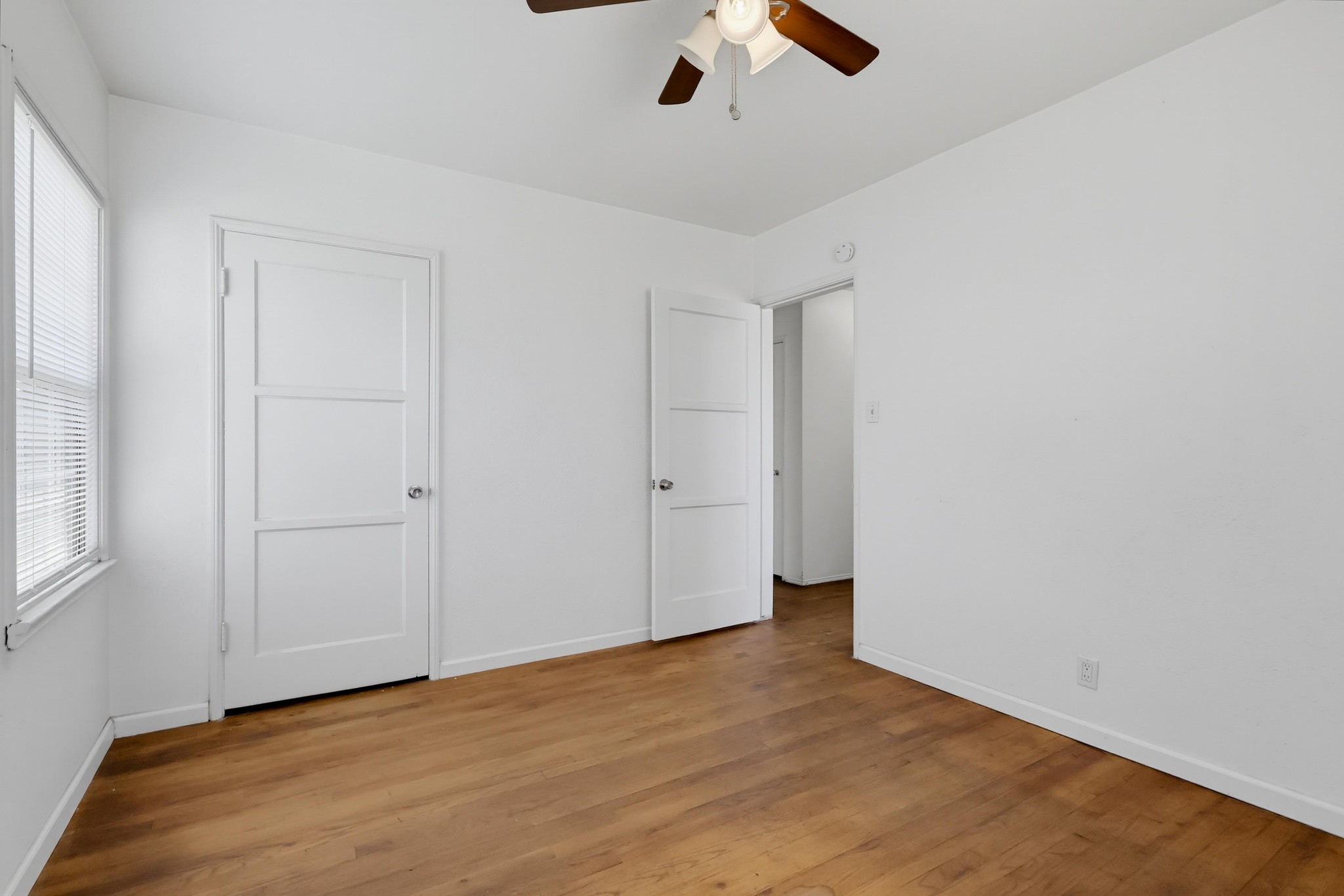 Virtual tour photo 37 of 62 for 3425 Gale Ave