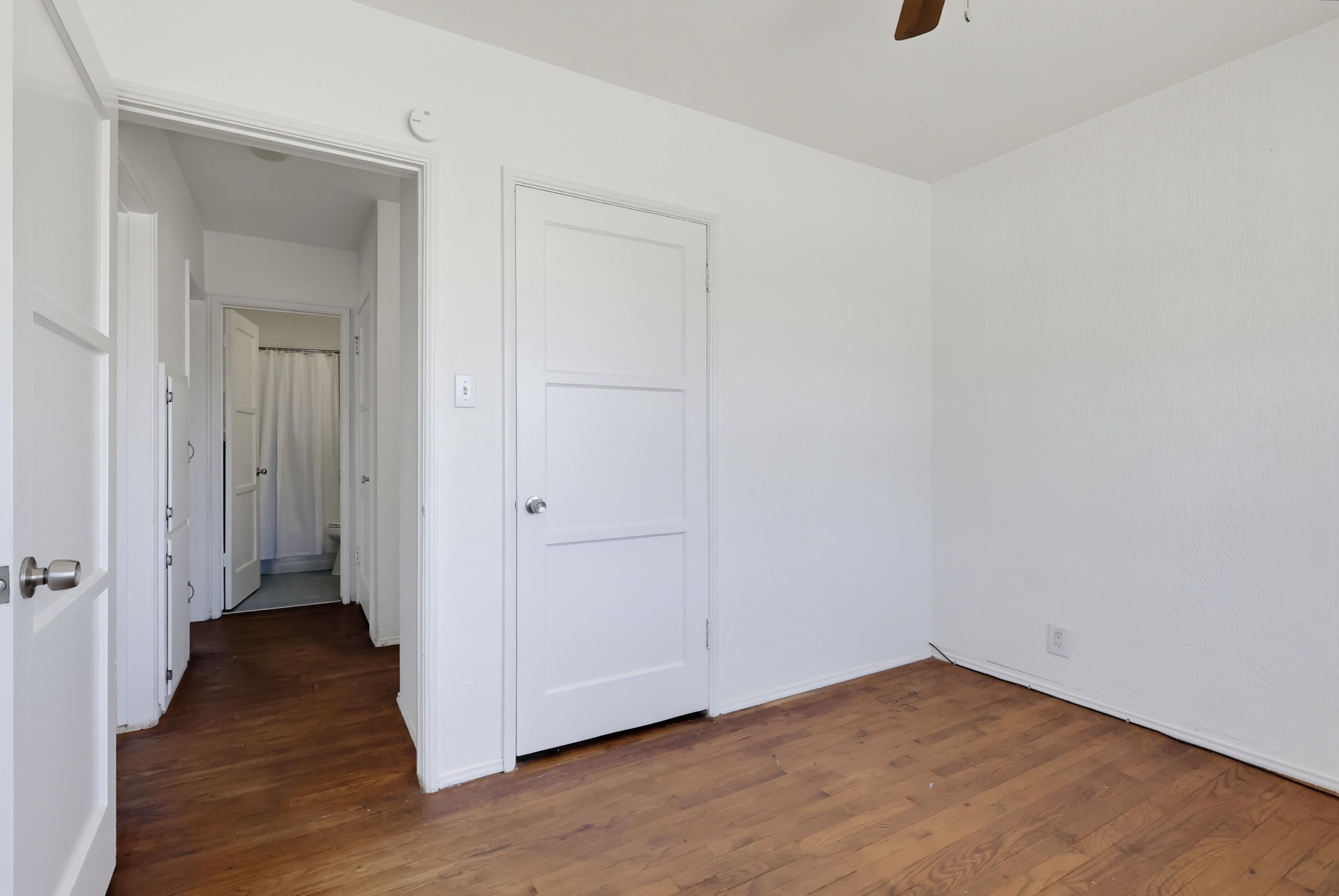 Virtual tour photo 41 of 62 for 3425 Gale Ave