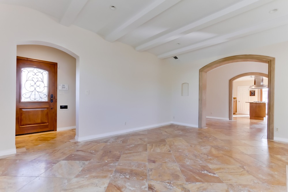 Virtual tour photo 9 of 36 for 3425 Palm St
