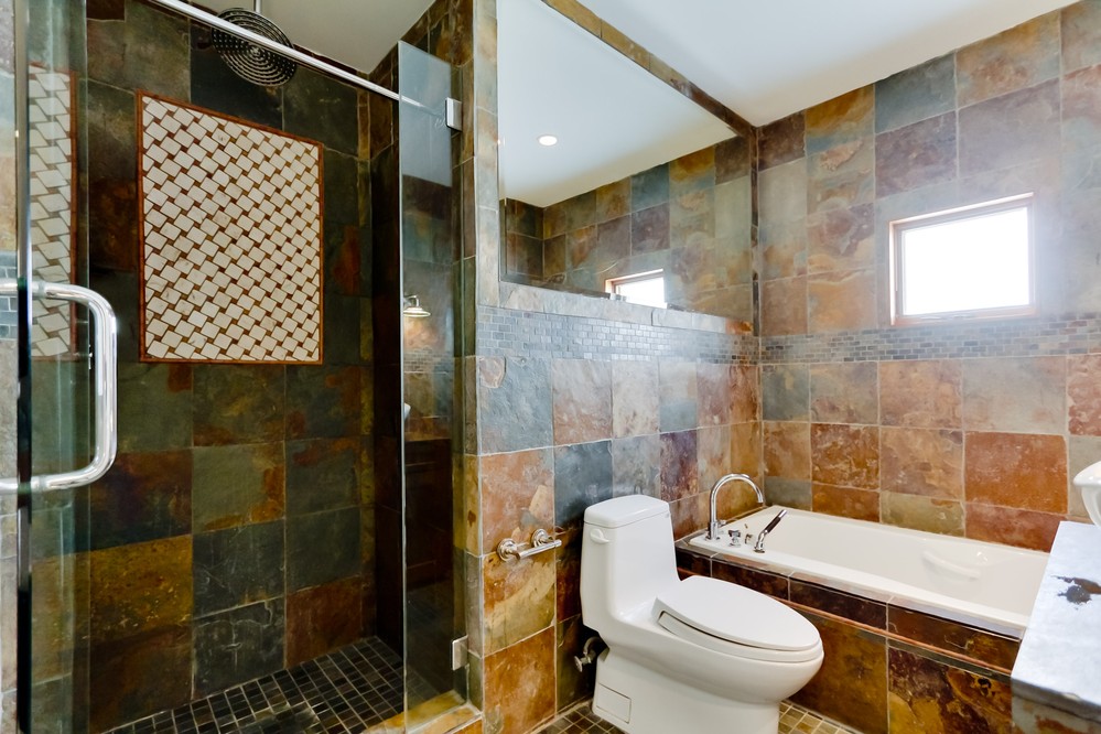 Virtual tour photo 25 of 36 for 3425 Palm St