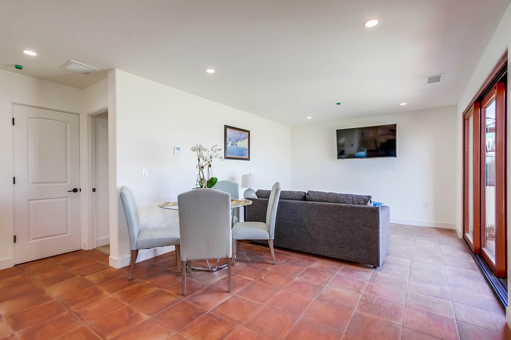 Virtual tour photo 9 of 52 for 3426 Bayside Walk