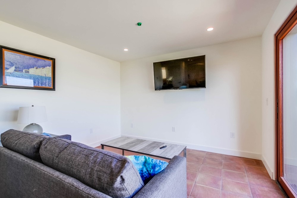 Virtual tour photo 13 of 52 for 3426 Bayside Walk