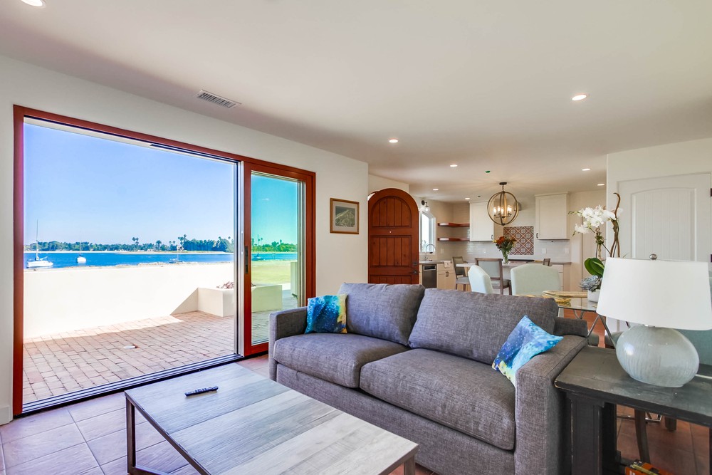 Virtual tour photo 18 of 52 for 3426 Bayside Walk