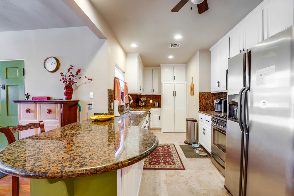 Virtual tour photo 18 of 50 for 3427 Redwood St