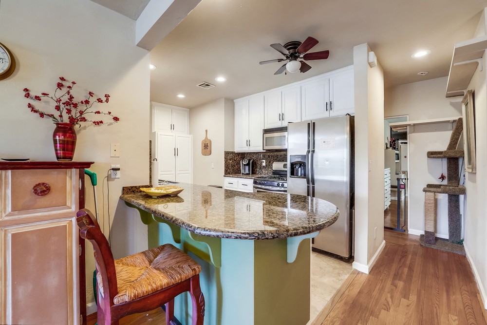 Virtual tour photo 19 of 50 for 3427 Redwood St