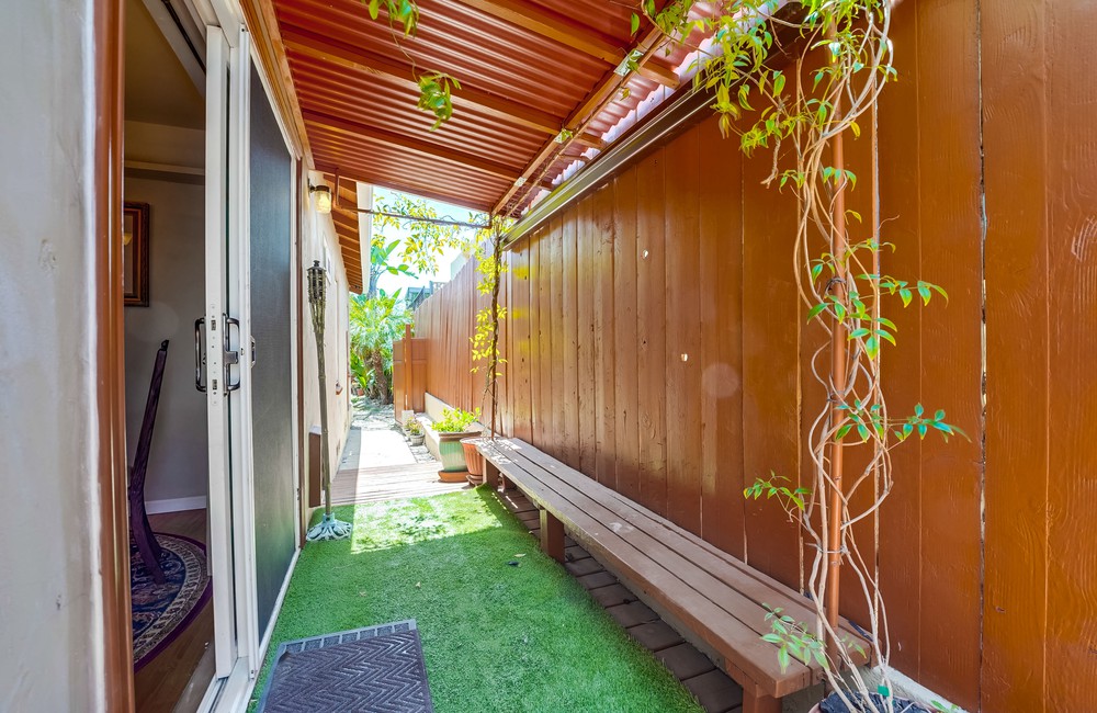 Virtual tour photo 35 of 50 for 3427 Redwood St