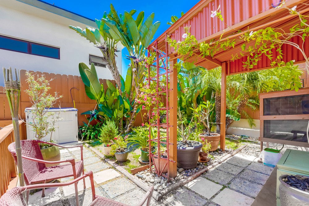 Virtual tour photo 42 of 50 for 3427 Redwood St