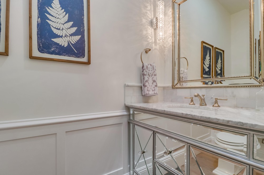 Virtual tour photo 37 of 76 for 3427 Sterne St