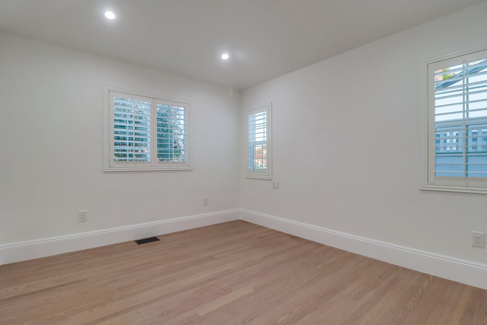 Virtual tour photo 48 of 76 for 3427 Sterne St