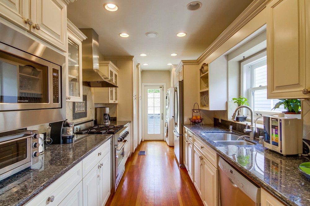 Virtual tour photo 19 of 48 for 3428 Curtis St