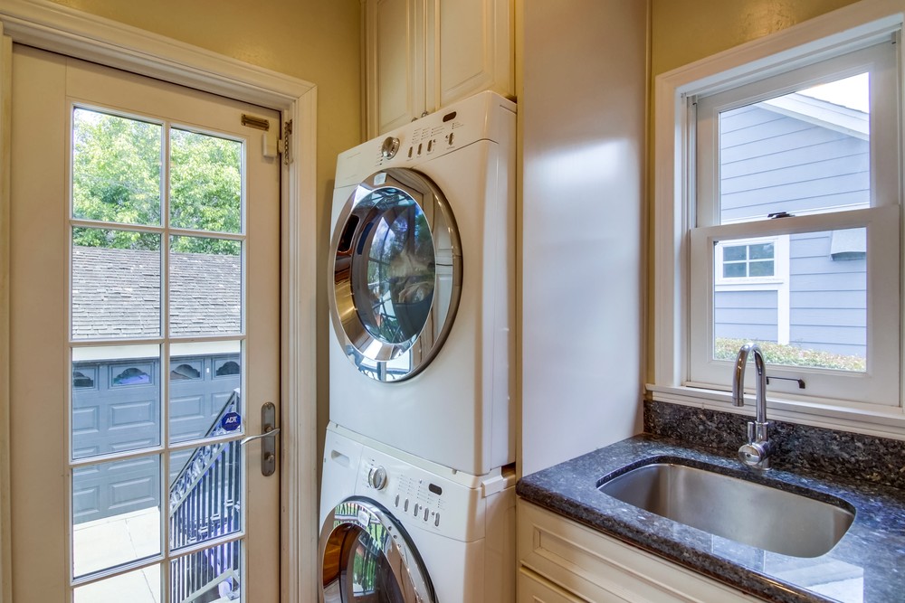 Virtual tour photo 25 of 48 for 3428 Curtis St