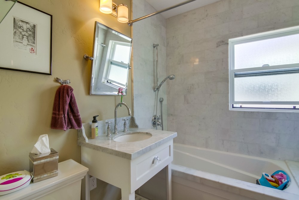 Virtual tour photo 27 of 48 for 3428 Curtis St