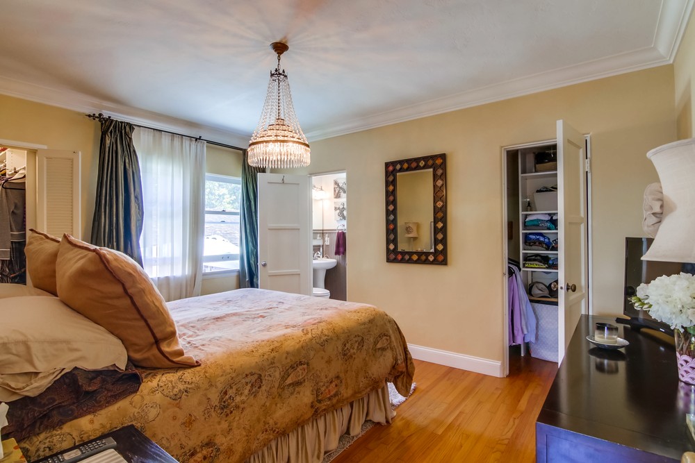 Virtual tour photo 29 of 48 for 3428 Curtis St