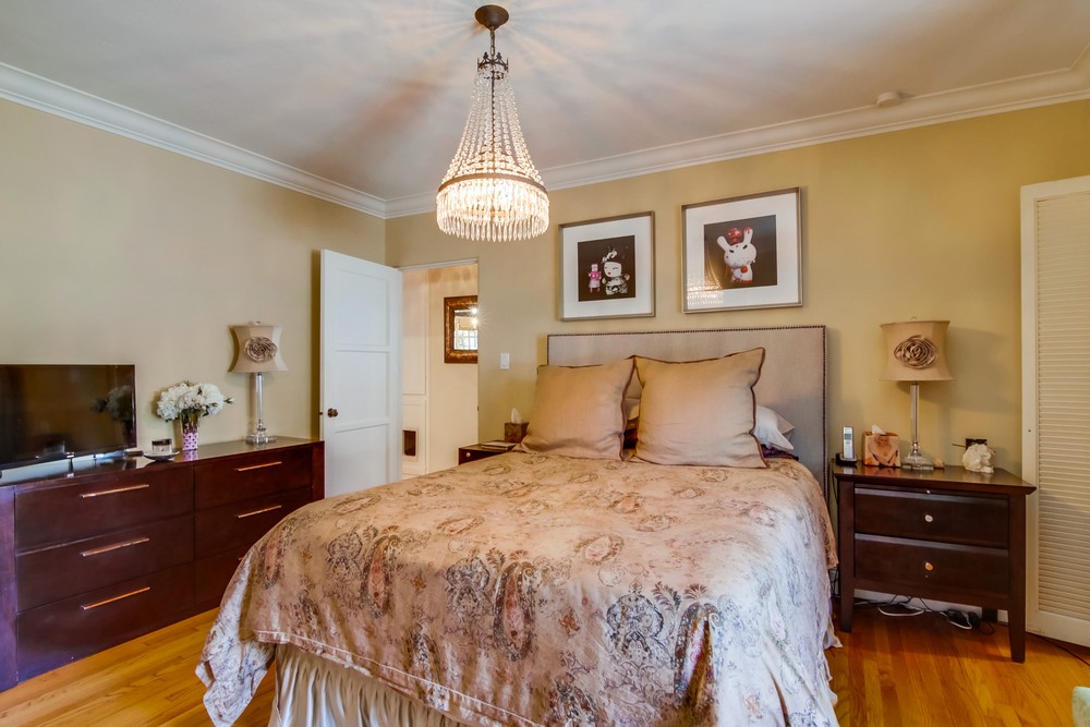 Virtual tour photo 30 of 48 for 3428 Curtis St