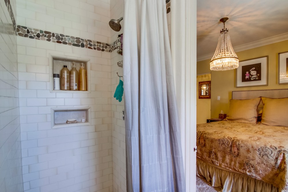Virtual tour photo 33 of 48 for 3428 Curtis St