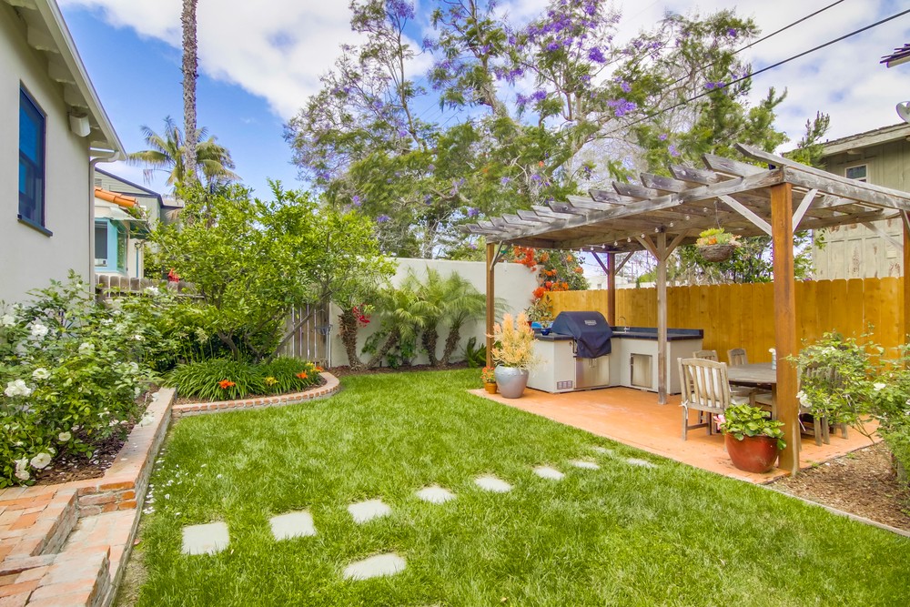 Virtual tour photo 41 of 48 for 3428 Curtis St