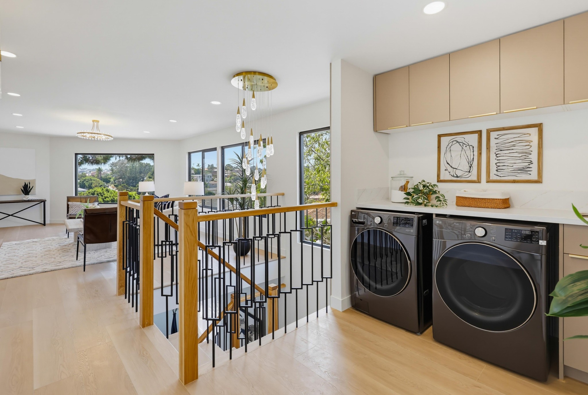 Virtual tour photo 13 of 83 for 3428 Quimby St