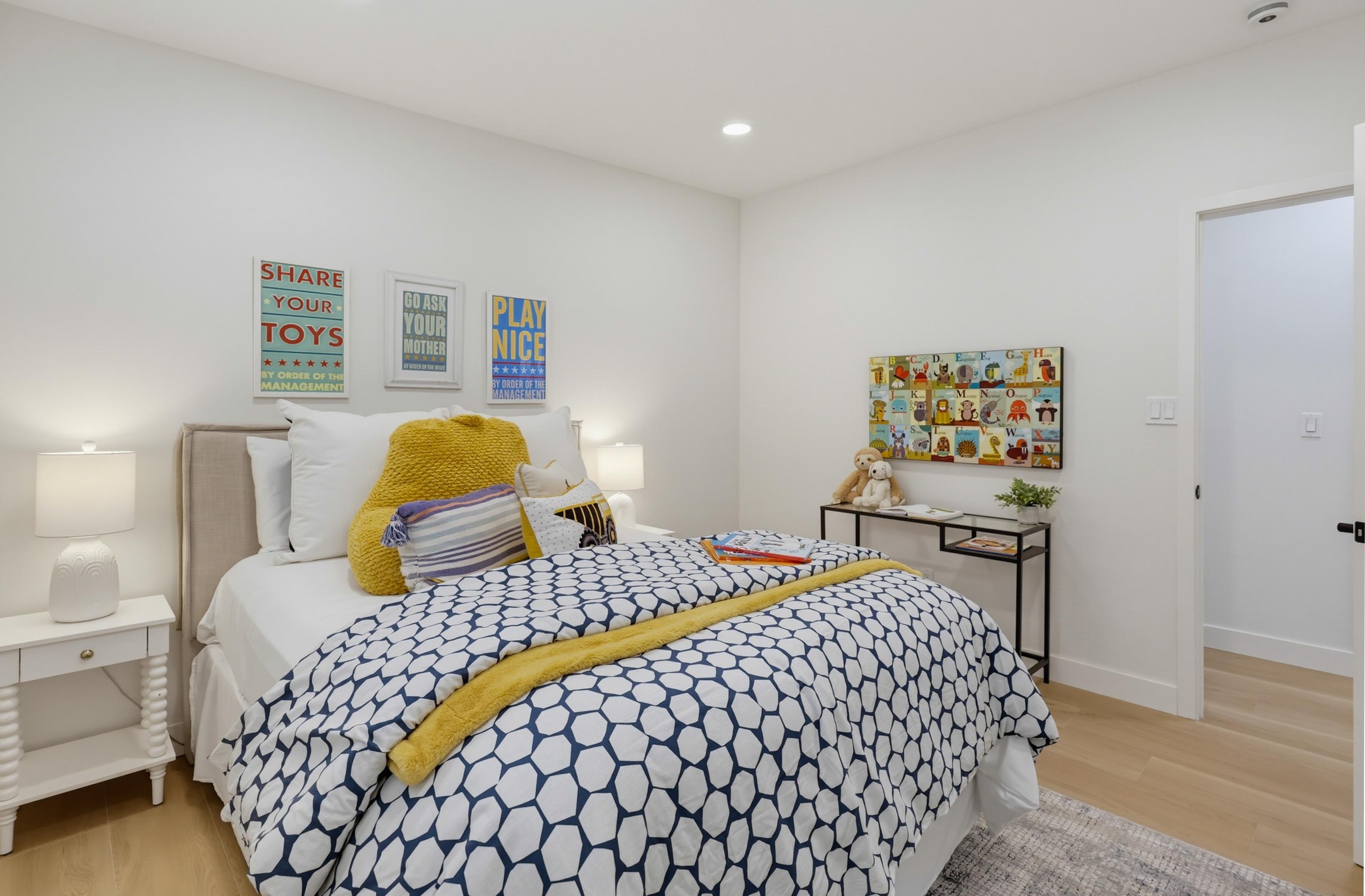 Virtual tour photo 44 of 83 for 3428 Quimby St