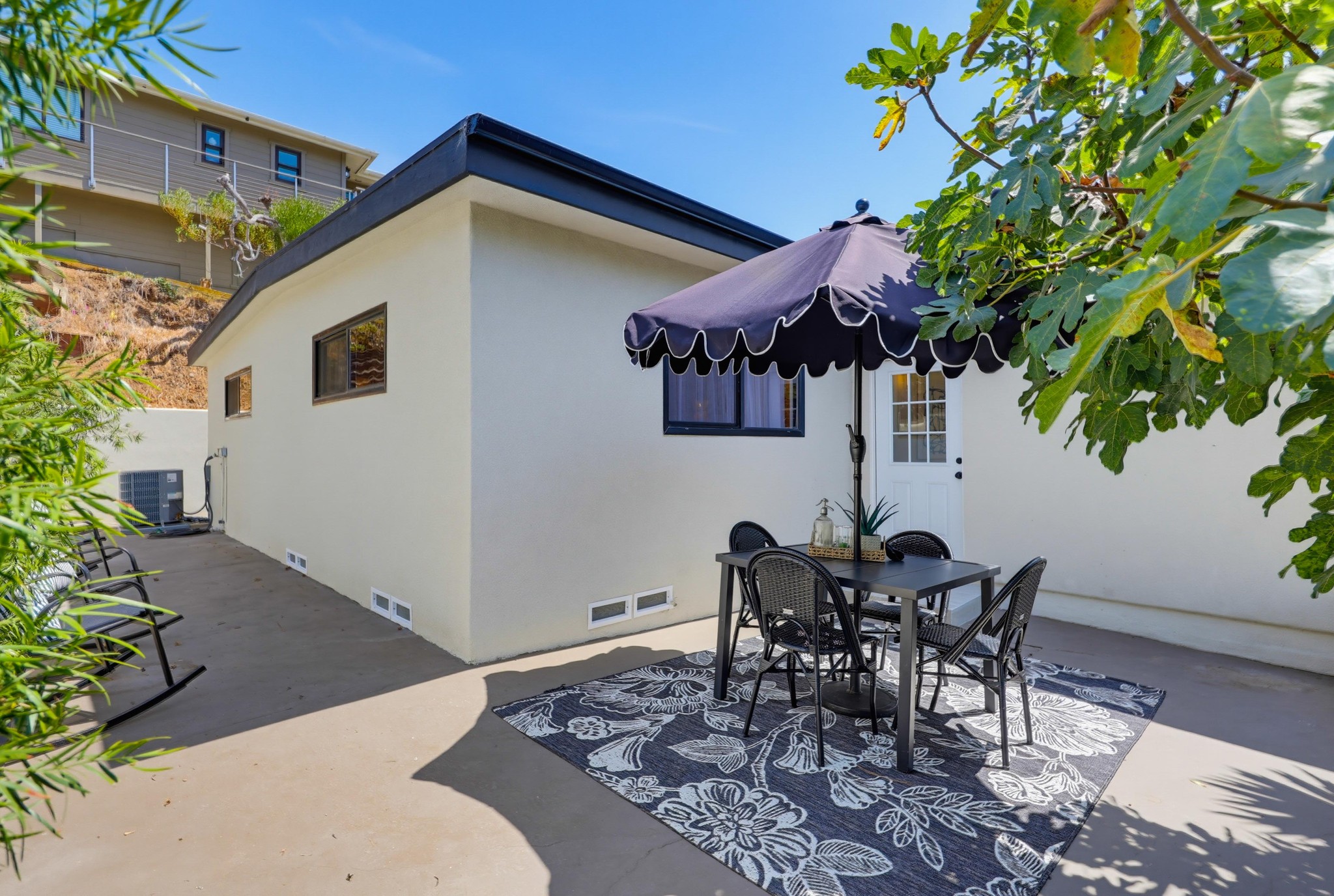 Virtual tour photo 62 of 83 for 3428 Quimby St