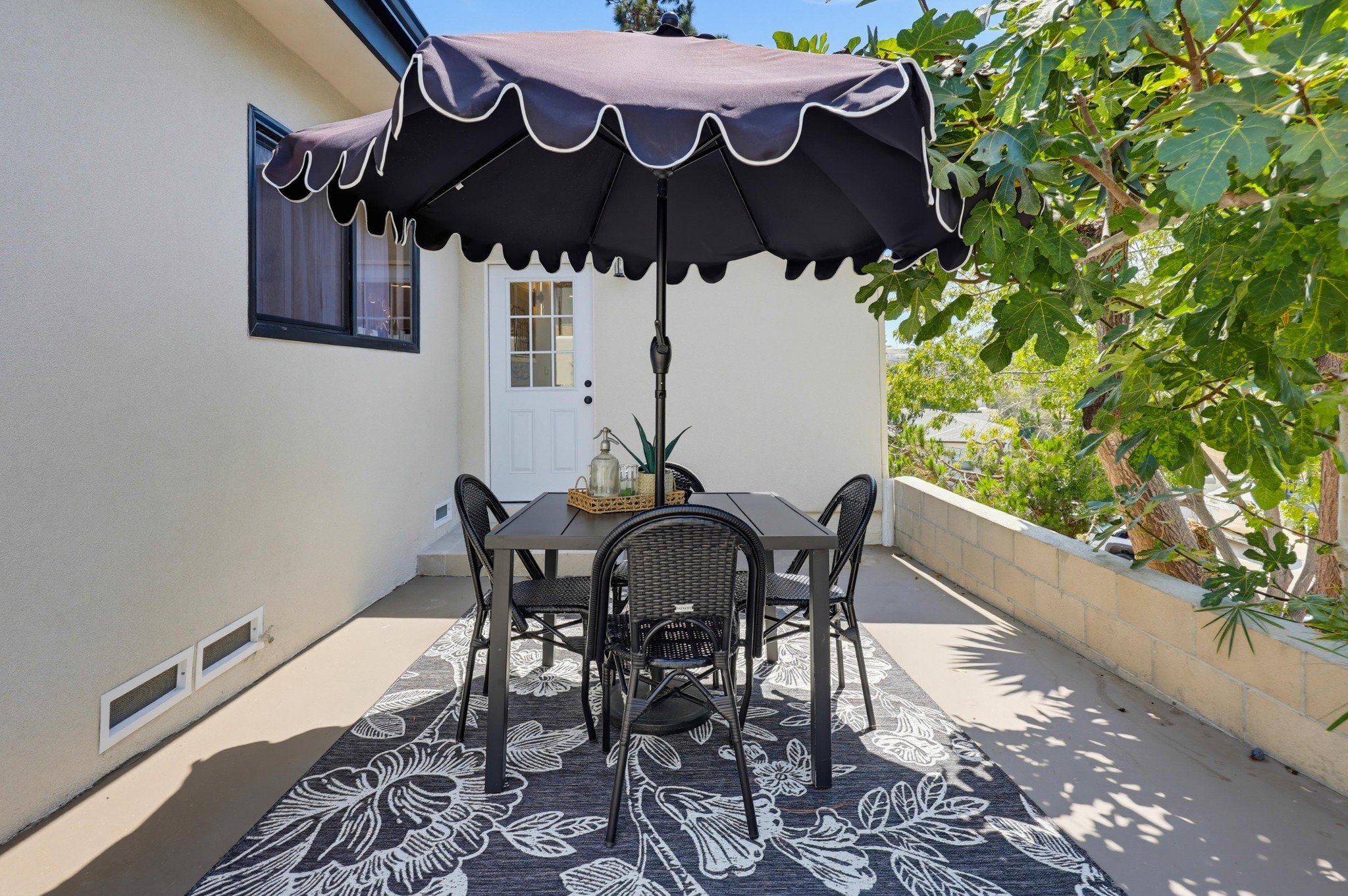 Virtual tour photo 65 of 83 for 3428 Quimby St