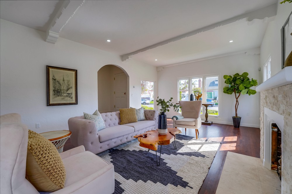Virtual tour photo 14 of 80 for 3430 Yonge St