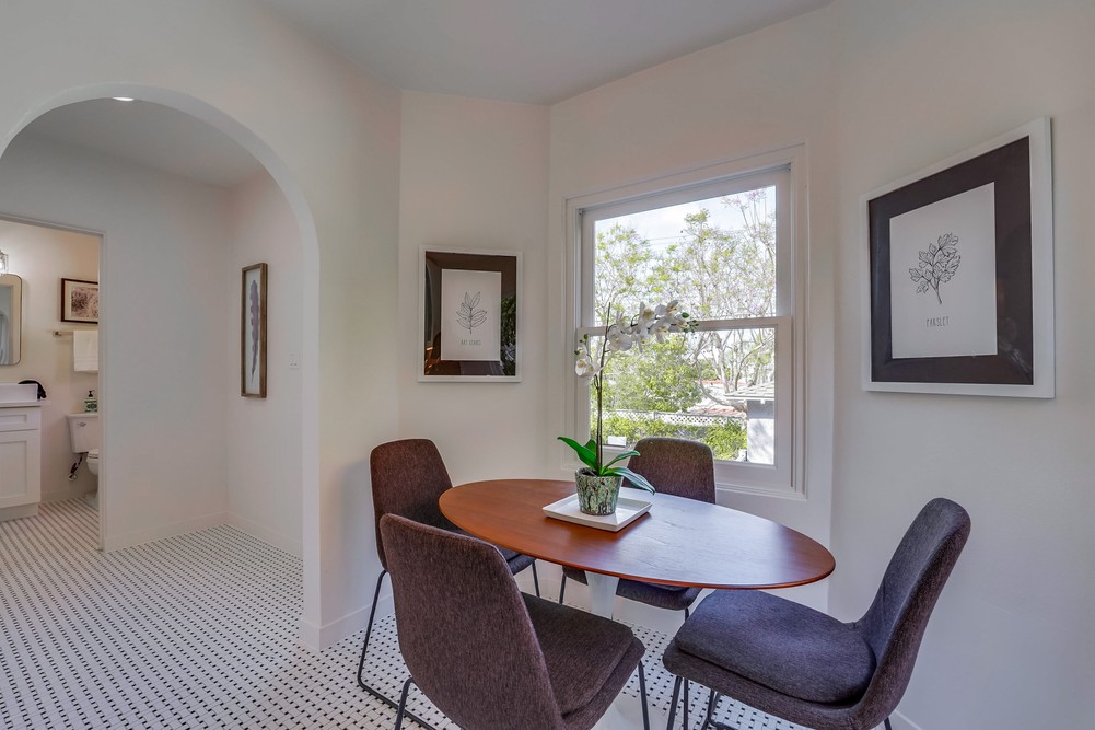 Virtual tour photo 17 of 80 for 3430 Yonge St