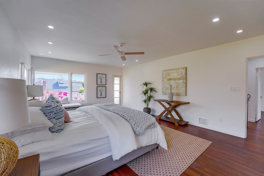Virtual tour photo 42 of 80 for 3430 Yonge St