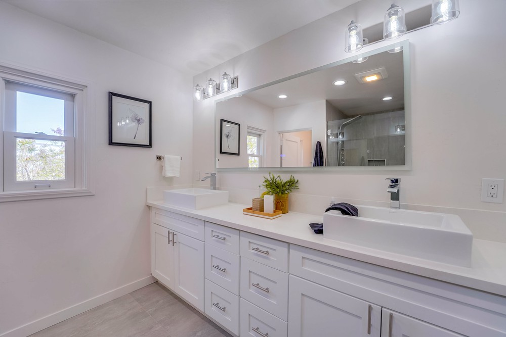 Virtual tour photo 46 of 80 for 3430 Yonge St