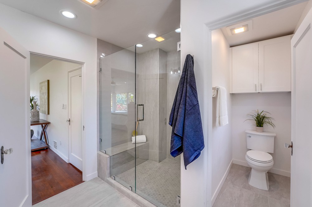 Virtual tour photo 47 of 80 for 3430 Yonge St